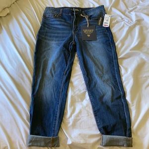 blue skinny jeans